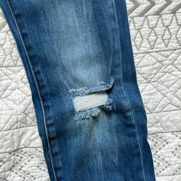 New York and Company Super Stretchy Skinny Jeans Size 6 - Picture 7 of 12